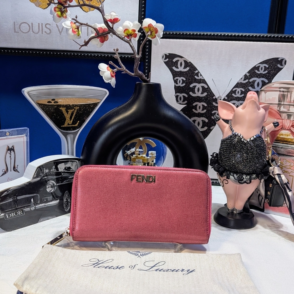 Fendi Vitello Birkin Logo Zip Around Wallet - Rosa (Metallic Pink)